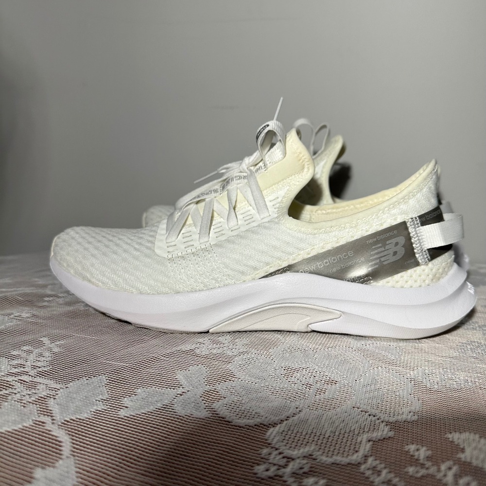 New Balance Women's DynaSoft Nergize Sport V2 Shoes Women's 9.5
